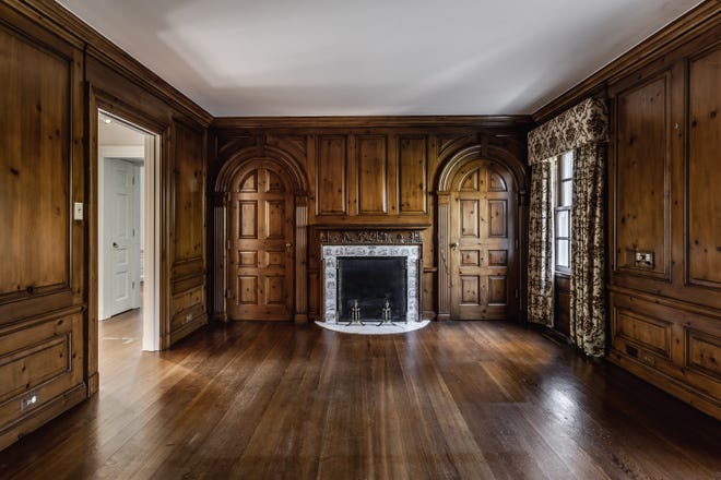 This $2.45M colonial was among the top home sales in Indianapolis in 2023, according to Zillow.