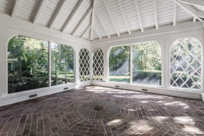 This $2.45M colonial was among the top home sales in Indianapolis in 2023, according to Zillow.